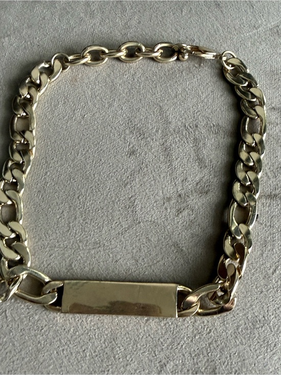 Jewelry - Gold Tone Curb Chain ID Bracelet